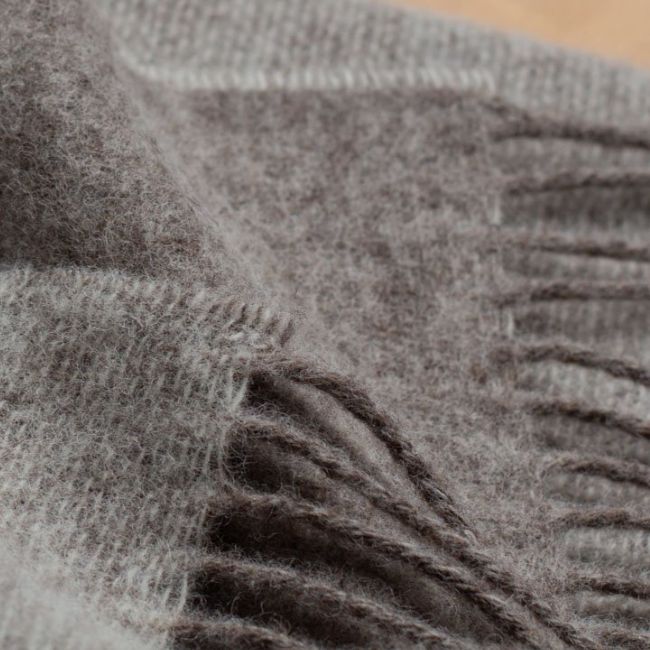 wollen plaid luxe dubbelzijdig deken 100% nieuw zeelands wol cappuccino bruin plaids