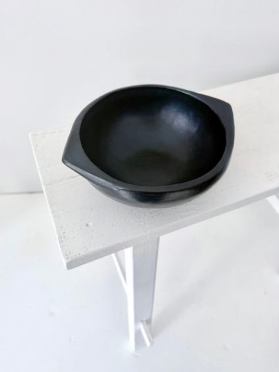 black pottery bowl kom kommen zwart aardewerk black pottery bowl kom kommen zwart aardewerk