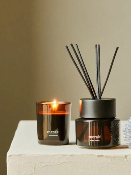 cadeaubox meraki silent amber cadeauset giftbox diffuser en geurkaars geurstokjes