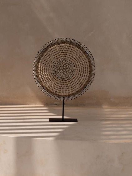 the shell martinique on stand natural white the shell martinique on stand natural white