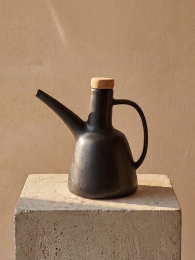 the olive oil bottle n°79 black the olive oil bottle n°79 black